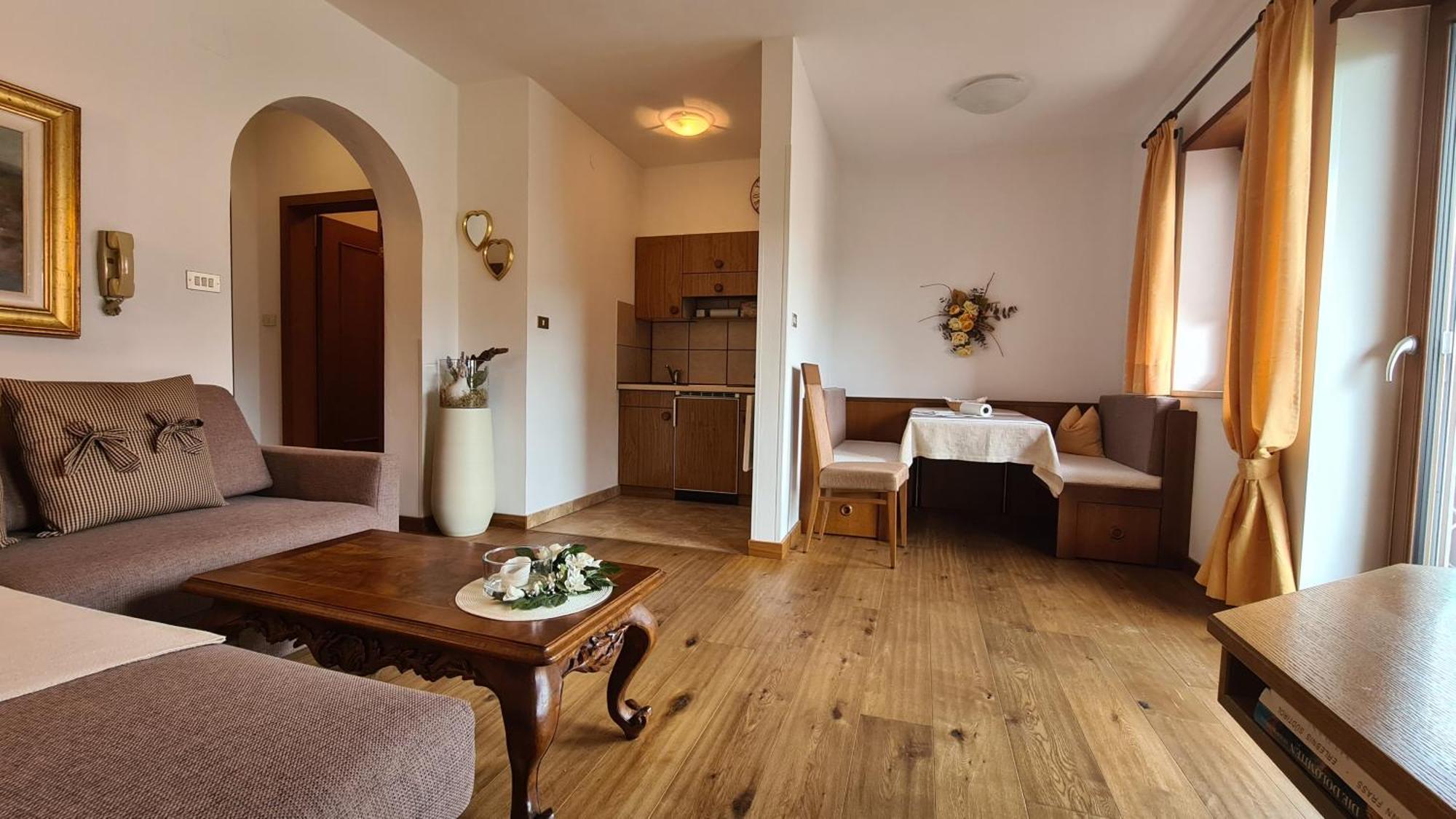 Appartments Innerhofer Rifiano Bagian luar foto