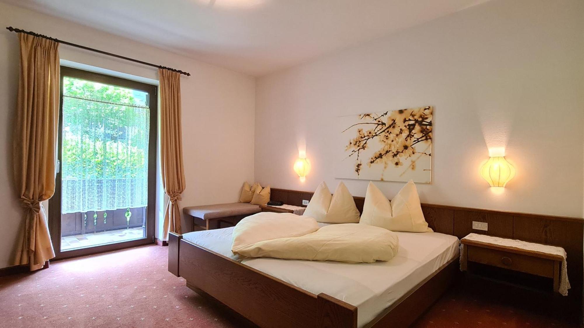 Appartments Innerhofer Rifiano Bagian luar foto